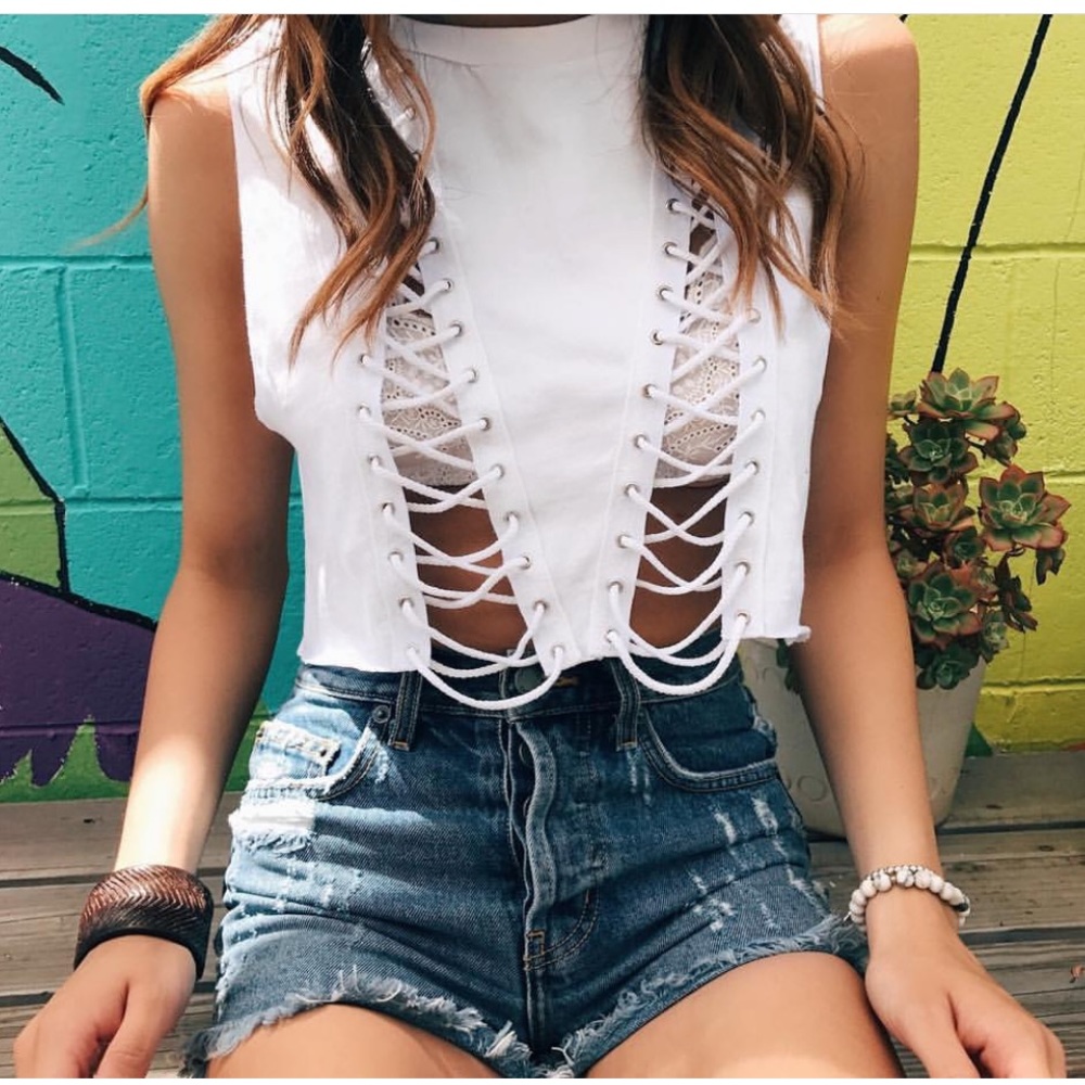Emma & Sam Cutout Tank Top